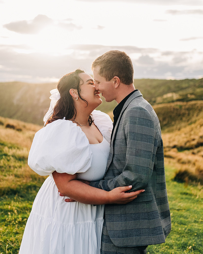 Engagement session at Sandymount Track, Dunedin